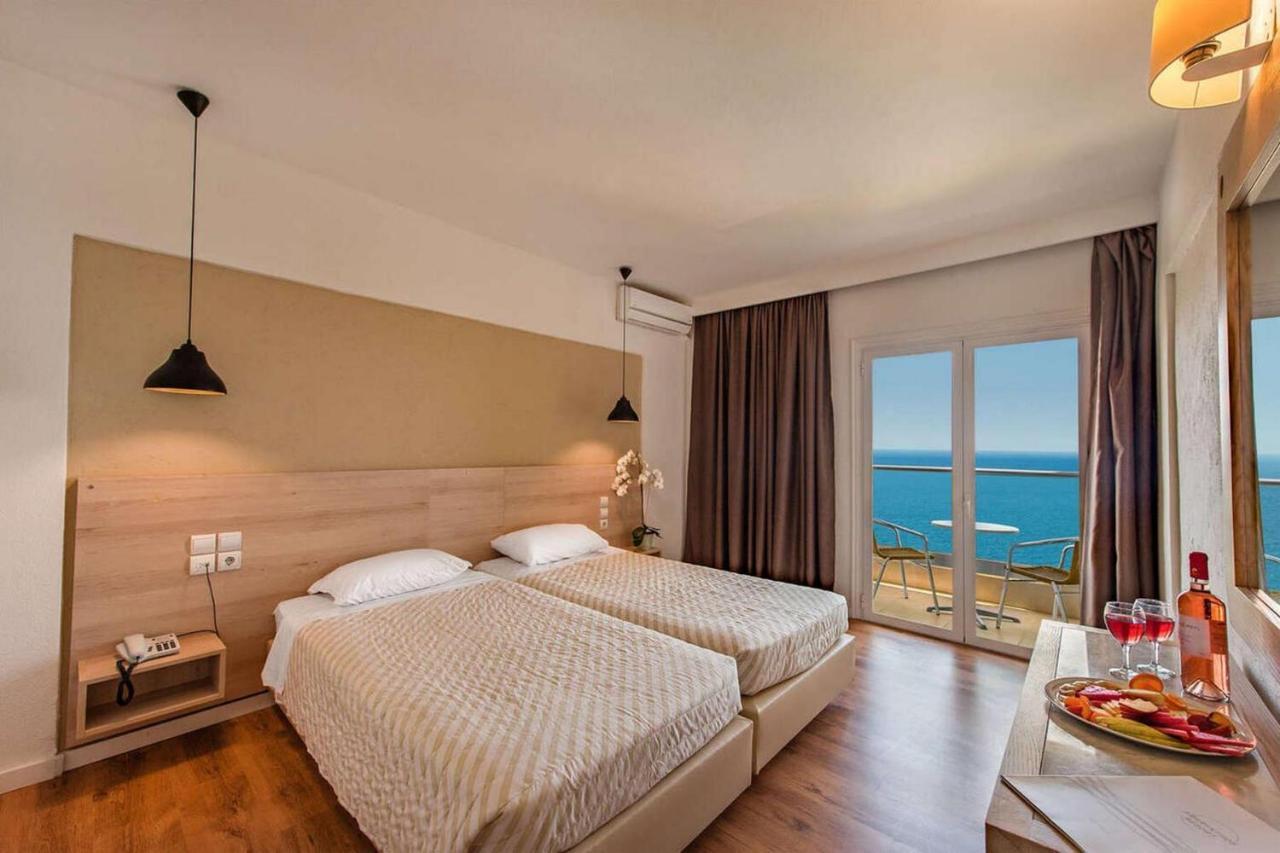 Evia Riviera Resort Амаринтос Екстериор снимка