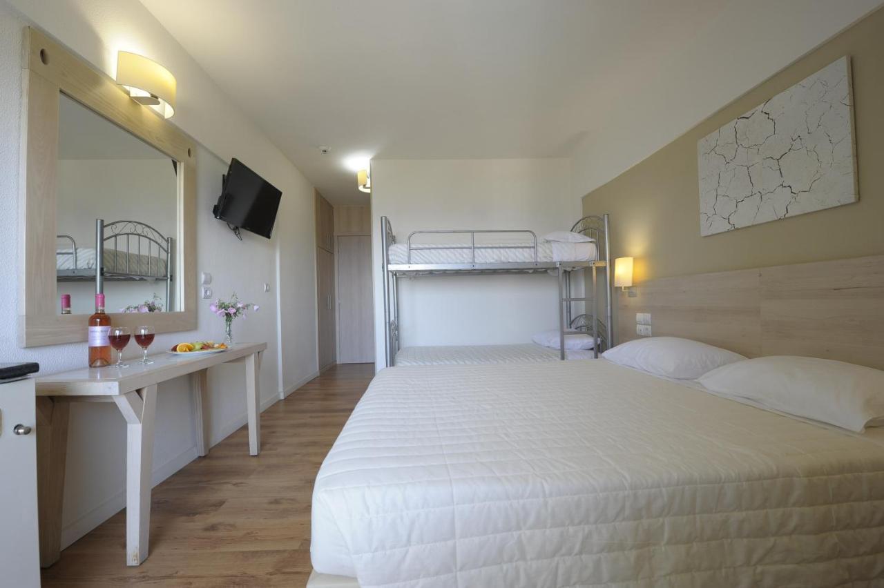 Evia Riviera Resort Амаринтос Екстериор снимка